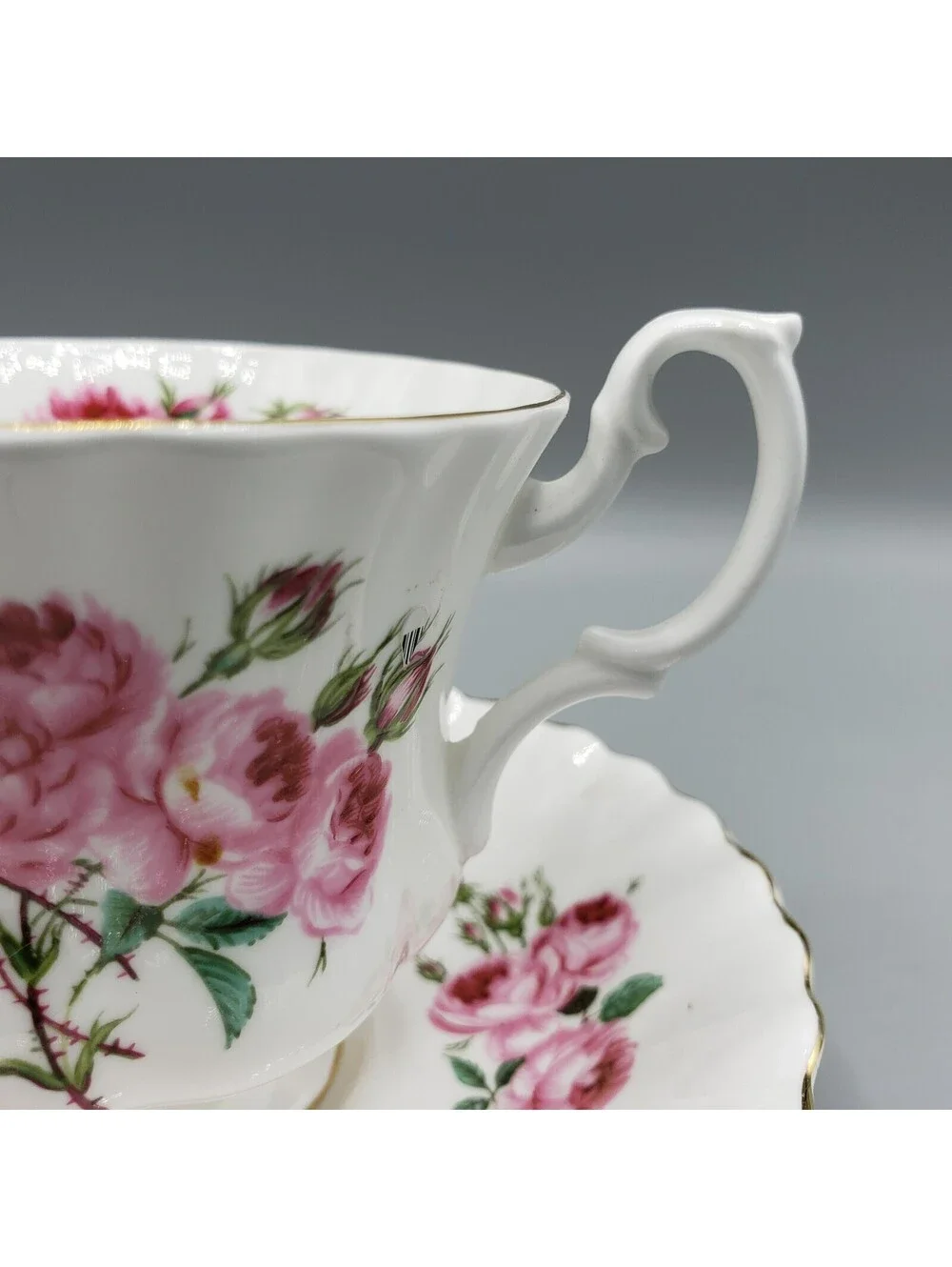 VTG Royal Albert Teacup & Saucer Pink Cabbage Roses Bone China England Gold